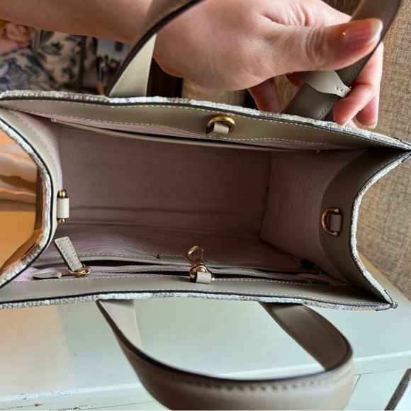 Authentic Kate Spade Purse Flower Monogram Chenille Small Tote Bag - Picture 3 of 9